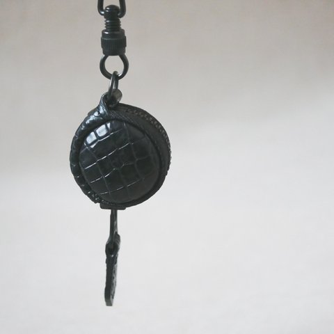 【Pebble Black】クロコダイル革 指輪ケース オールブラック　