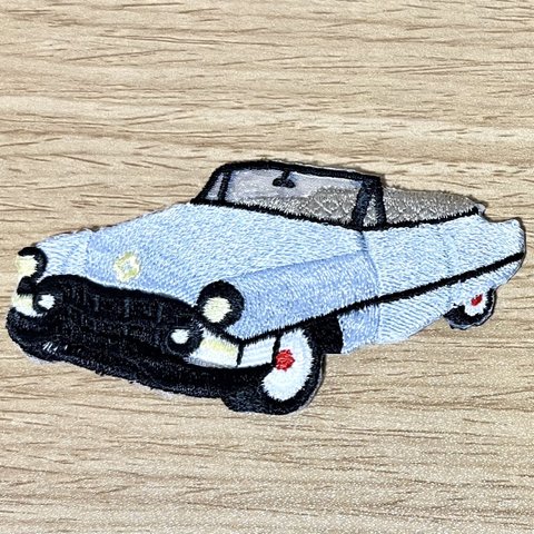 刺繍アイロンワッペン　オープンカー B