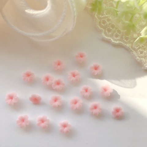 小さな花 小花 ネイル ミニ サイズ イヤーカフ に ピンク 18