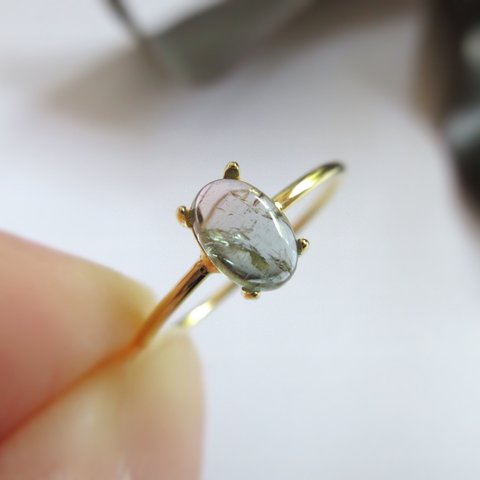 【10月の誕生石】6×4mm「バイカラートルマリン」カボションリング