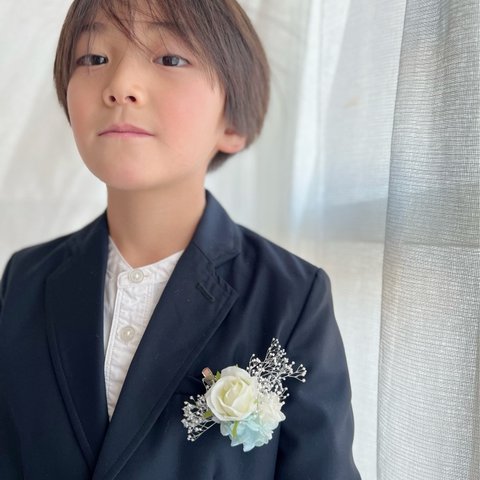 sky blue 男の子コサージュ　　2wayコサージュ 入学式　卒業式　入園式　卒園式　結婚式　フォーマル　ブートニア