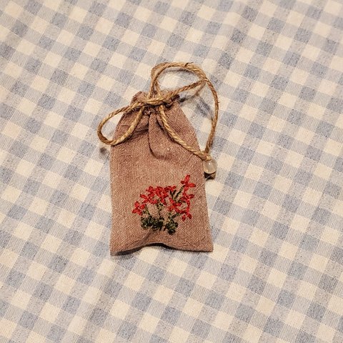 サシェ(手刺繍)