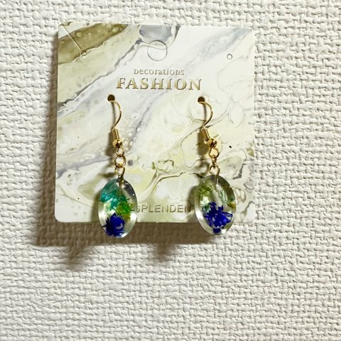 レジンピアス