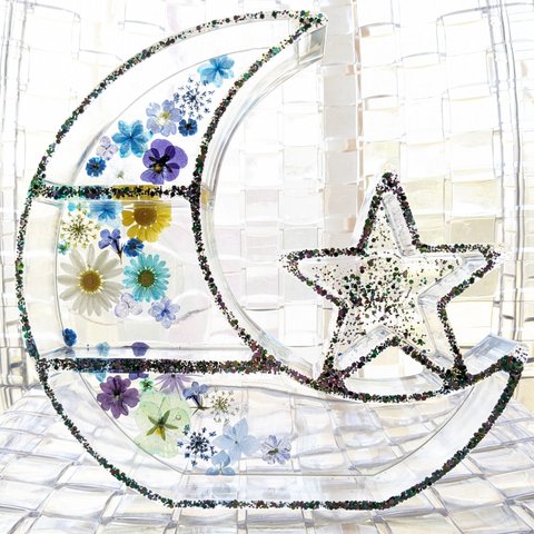 固まるハーバリウム 月と星のアクセサリー置き 小物入れ 飾り棚 母の日 プレゼント ギフト