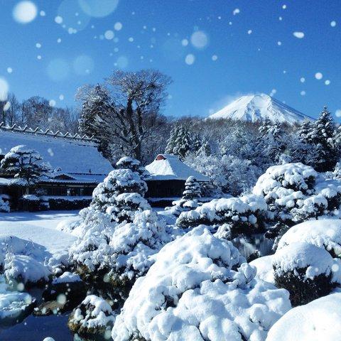 世界遺産 富士山 雪の鱒の家 写真 A4又は2L版 額付き