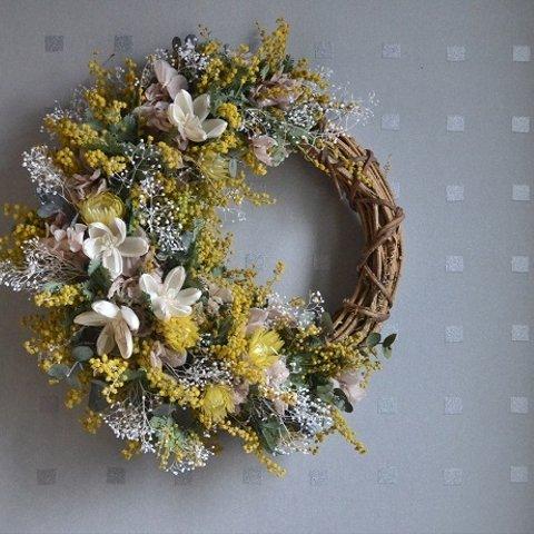 ミモザとソーラーブロッサムのwreath