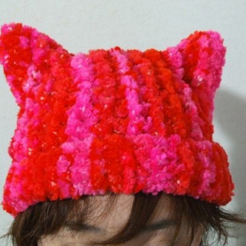 [手編み]猫耳ボリュームニット帽ピンク