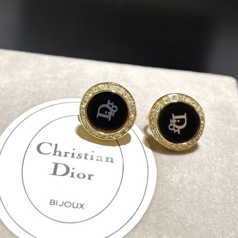 特集掲載0814 販売中VINTAGE  Christian Dior ロゴイヤリング クリスチャンディオール　ヴィンテージ  アンティーク  アクセサリーリボンストーン結婚式　ブランド　90年代