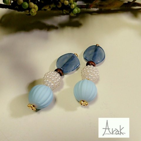 antique light blue & pearl ピアス❇