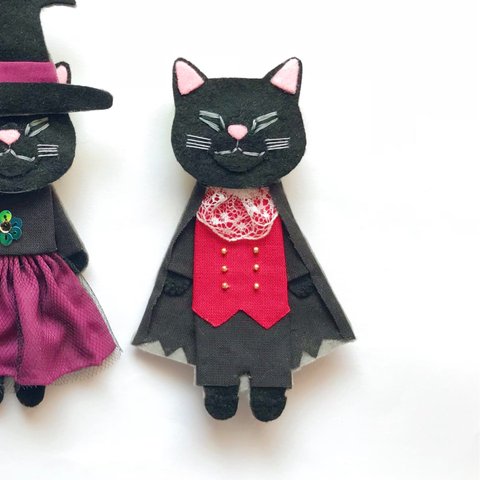 ●SOLD OUT●完成品一点物【きせかえ】ボディブローチ・ヴァンパイア伯爵（猫・犬・フェルト・刺繍・インテリア・ハロウィン・秋冬）