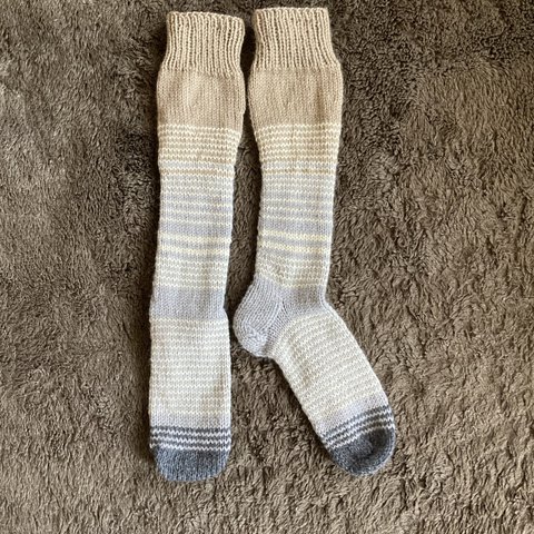 手編み靴下ハイソックス　メリノウール使用