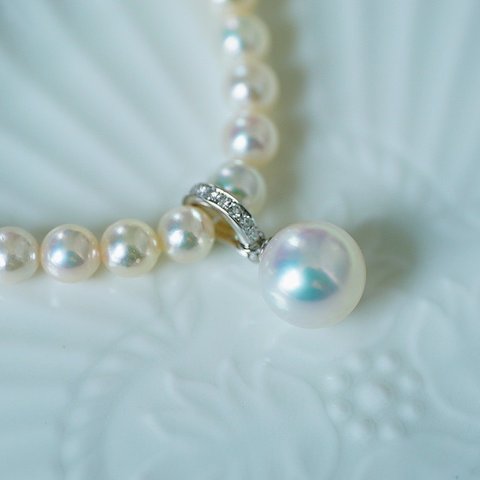「SIMPLE」K18 天然アコヤ真珠　健康・無垢・長寿・富・純潔・円満・完成　天然ダイヤモンド　ペンダントのみ