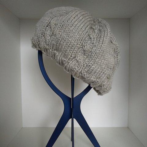 【ゆったり】ケーブル編みのベレー帽