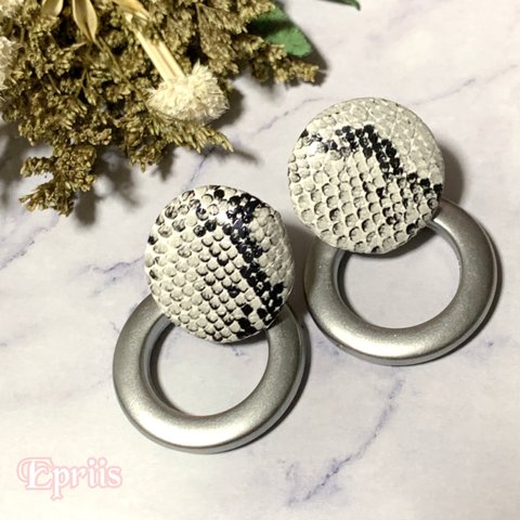 パイソン×リングアクセントピアス【シルバー】