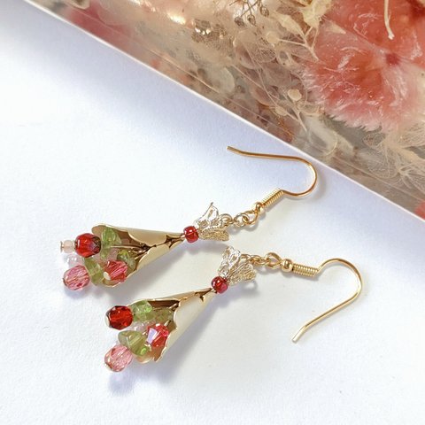 揺れる花束ピアス/イヤリング　恋日和