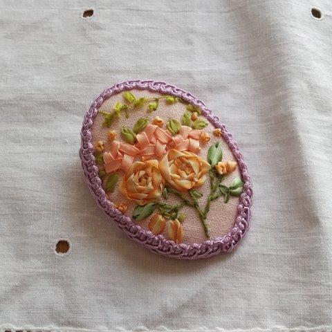 リボン刺繍ブローチ