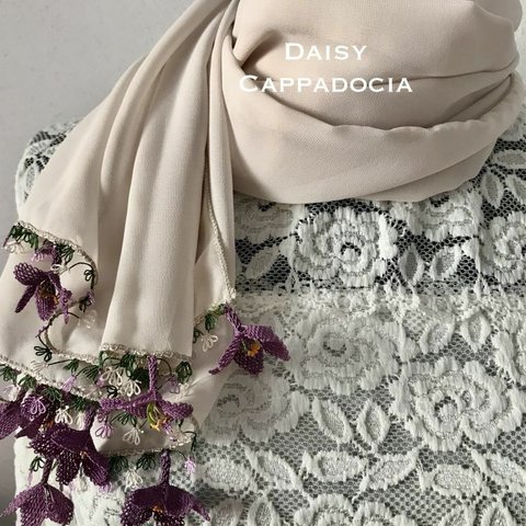 立体刺繍の花つき　シフォンストール　ライトベージュ