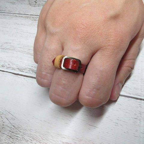 革の宝石で作ったベルトリング　レッド　赤　指輪