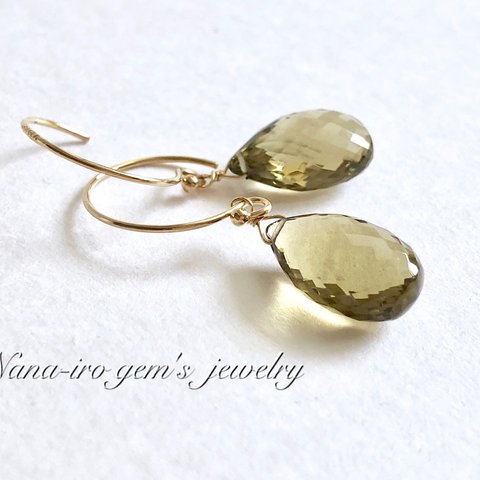 ＊残り1点＊14kgf olive color quartz pierce