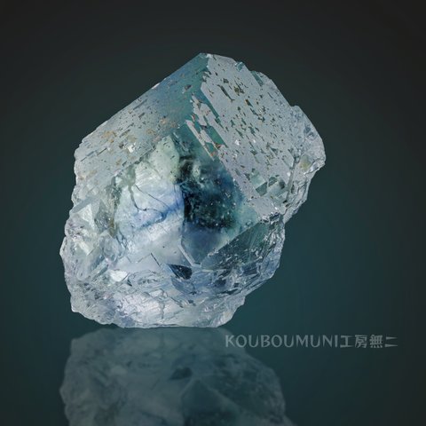 ◆虹◆フローライト(Fluorite with Mica)蛍石 S00814