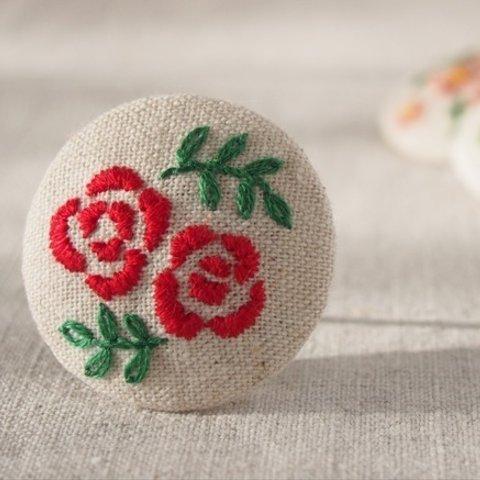 送料無料 刺繍ブローチ（綿麻）　赤いバラ