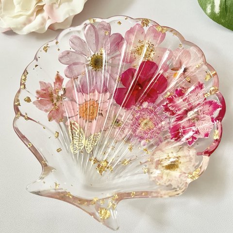 お花と蝶々のピンクフラワー🎀🌸🌺💗貝殻型小皿