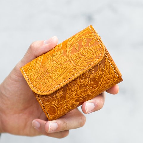小さい財布 送料無料 栃木レザー ペイズリー型押し コンパクト ウォレット PABLO ミモザ 本革 ミニ財布
