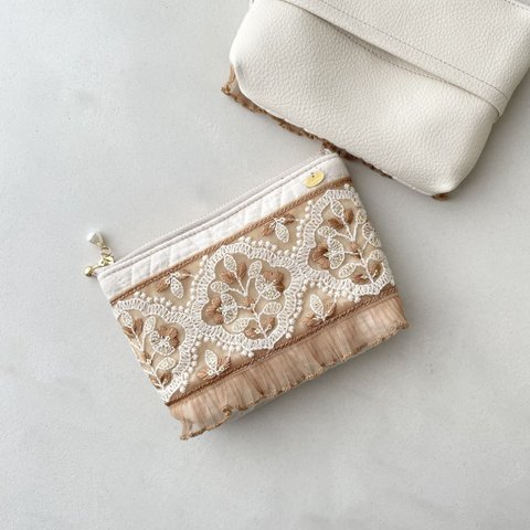 tissue pouch / インド刺繍リボンのティッシュポーチ