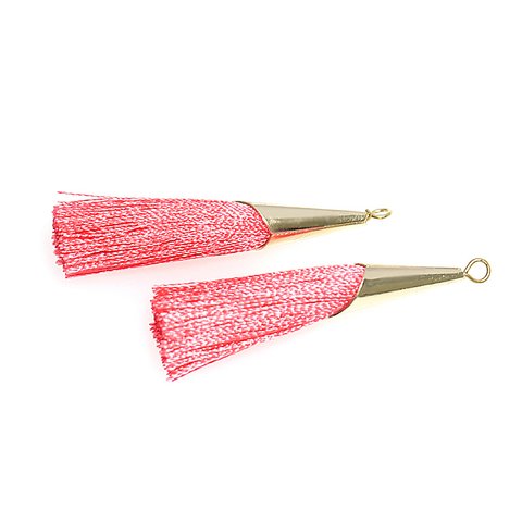 再販【2個入り】コーラルピンクCoral Pinkカラーロング糸タッセル シンプルゴールドキャップ付きチャーム