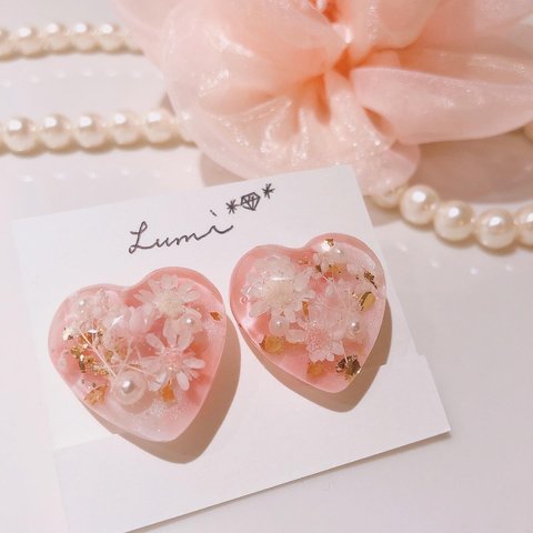 《受注品》サーモンピンク♡お花♡ハート型♡イヤリング