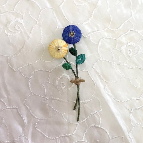 embroidery flower   お花のブローチ