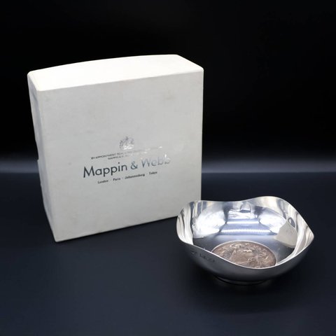 Mappin＆Webb / シルバー / ミニボウル / 小物入れ / 1950年 / 英国 / イギリス / ヴィンテージ / 銀製 / マッピン＆ウェッブ / 箱付き