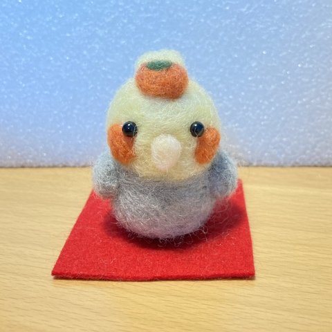 オカメインコ　お正月飾り　かがみもち