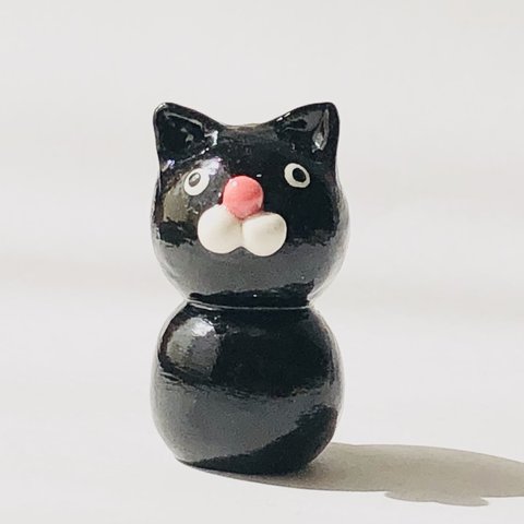 猫の置物／黒猫
