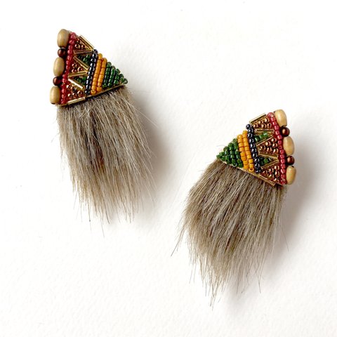 bohemian_ fur rocket ファーアクセサリー　ビーズ刺繍ピアス　ファーピアス　金属アレルギー対応