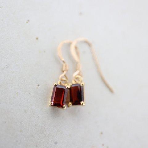 14KGF garnet pierce[kgf5229]