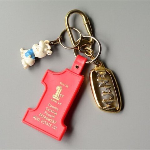 ヨーロッパから ヴィンテージキーホルダー 3個セット ドイツ フランス アメリカなどから Vintage keychain アンティーク_240313 ig3833_2