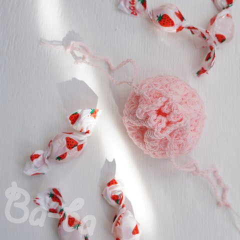 ばあば作、細かいリフ編みの豆巾着（sakura pink・KPPPR11）