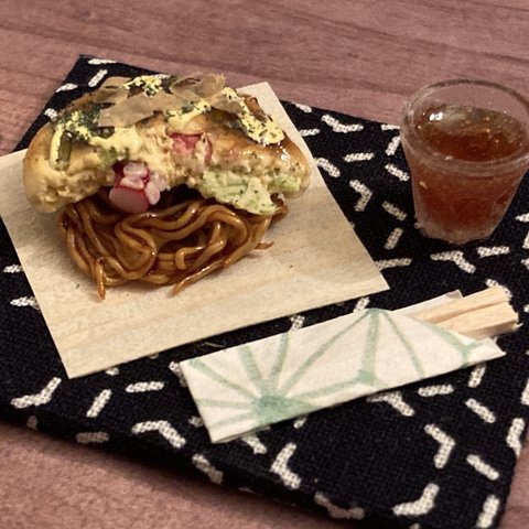 ミニチュアハーフタコのみ焼きon焼きそばセット