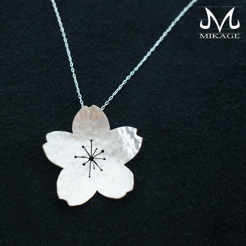 Simply Sakura Pendant (L)：銀９２５桜ペンダントトップ