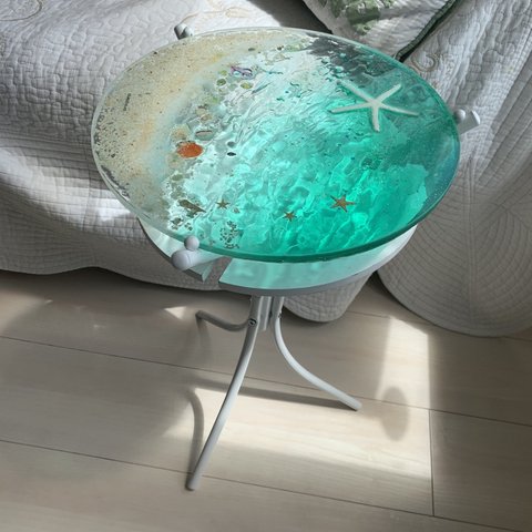 ガラスサイドテーブル  エメラルドグリーンムーンビーチMinamo〜 海　砂浜