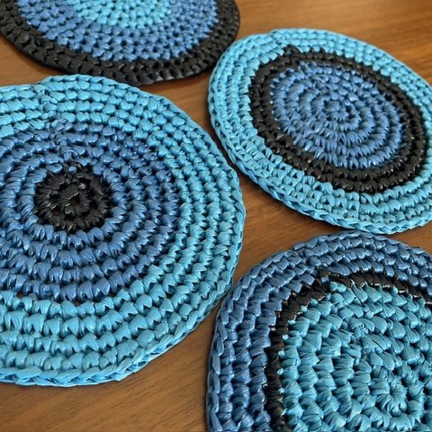 かぎ針編みコースター　ＢＬＵＥ　４枚セット