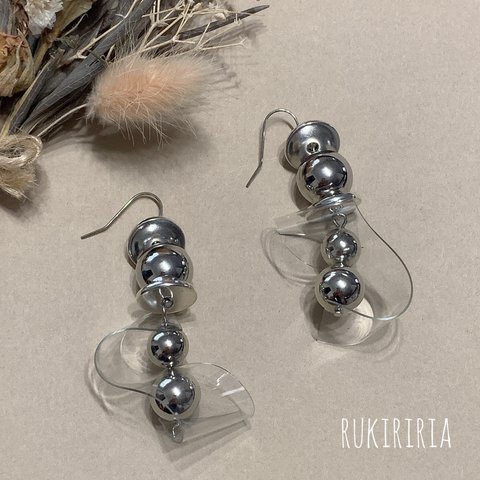 RUKIRIRIA #693 シルバー×クリアビニールピアス  大ぶりピアス 大ぶりイヤリング  PVC