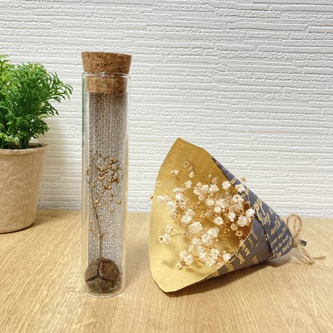 SALE❤【送料無料 ¥980‼️】ミニブーケ付き❤️ コルク瓶　ボトルフラワー💐4