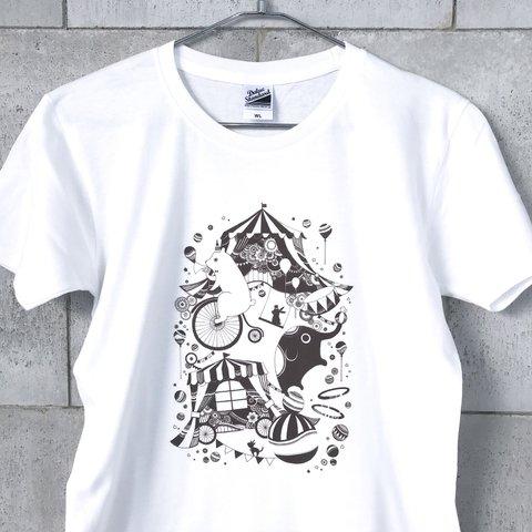 サーカス（ペン画）【ホワイト】ekot Tシャツ <イラスト：タカ（笹川ラメ子）>