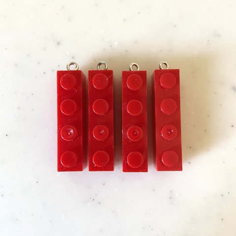 Red Stick Block Pendant Tops