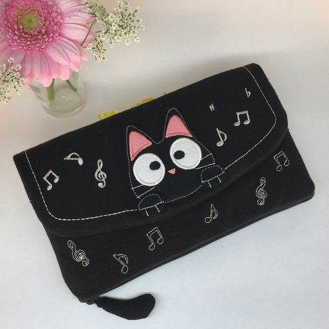 黒猫kiroの長財布
