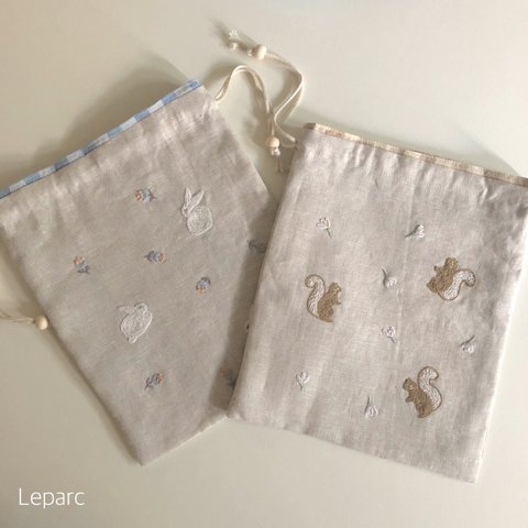 動物刺繍の巾着【うさぎ】【りす】各一点のみ