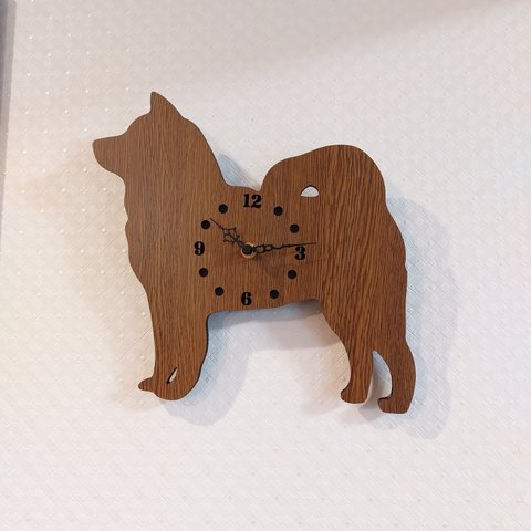 柴犬 壁掛け時計 木彫茶色　静音時計