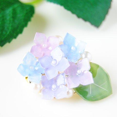 ✿ 雨の日の紫陽花のブローチ ✿  